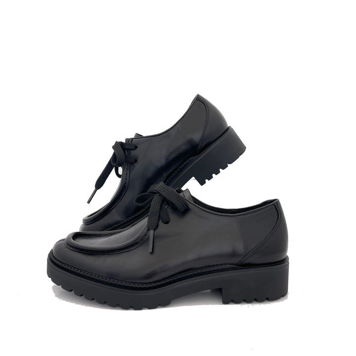 MOCASÍN CORDONES NEGRO MUJER - Luis Gonzalo 1966