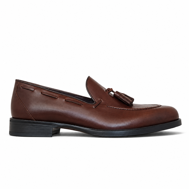 MEN'S BLACK MOCCASIN WITH TASSELS